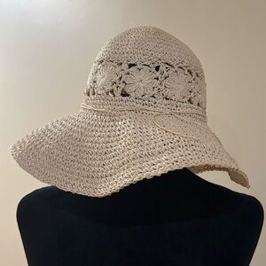 Straw Beach Flop Hat Sun Shade Neutral Floral